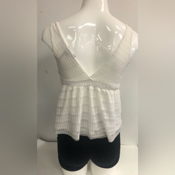 DYNAMITE  SHEER FULLY LINED IN SIZE SMALL - Picture 5 of 7